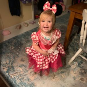 Meet your Posher, Holly